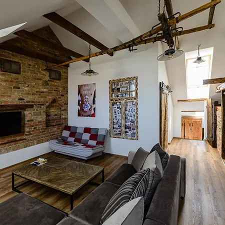 Folklor Na Grunte Apartment