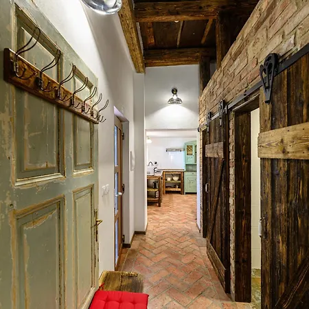 Folklor Na Grunte Apartment *